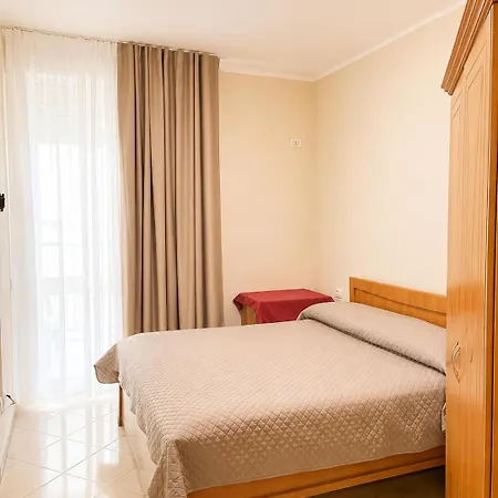 Loel Apartment
