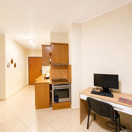 Loel Apartment *